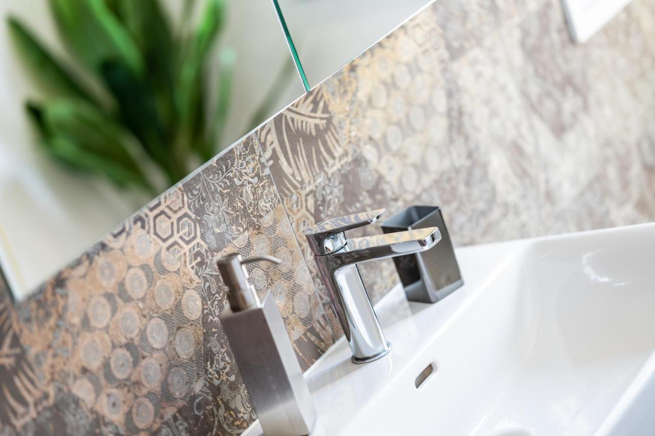 The R Suites Hasenberg Widen Екстериор снимка